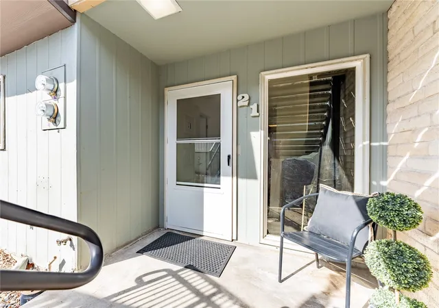 Photo 3 of Townhouse for sale at 1818 Skyline Dr #21, Wenatchee, WA 98801 | MLS# NWM2486879 | Listing updated on 2026-09-17