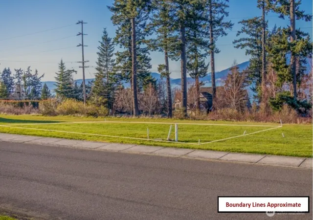 Photo 3 of Land for sale at 3910 Isle Way, Anacortes, WA 98221 | MLS# NWM2487161 | Listing updated on 2026-09-17