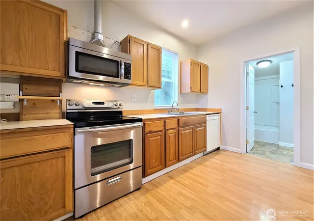 Photo 1 of Single family home for sale at 3418 Wetmore Ave, Everett, WA 98201 | MLS# NWM2487187 | Listing updated on 2026-09-17