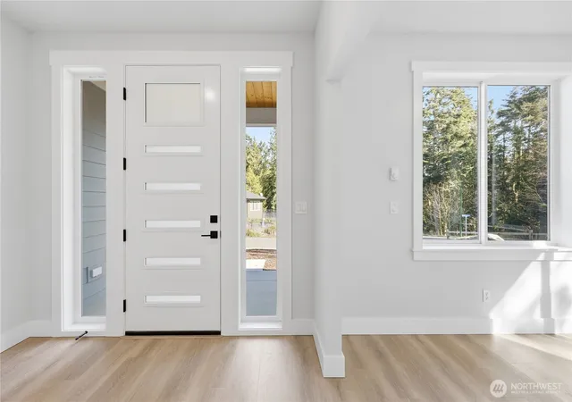Photo 3 of Single family home for sale at 4511 Trail Crst Dr, Port Townsend, WA 98368 | MLS# NWM2487193 | Listing updated on 2026-10-01