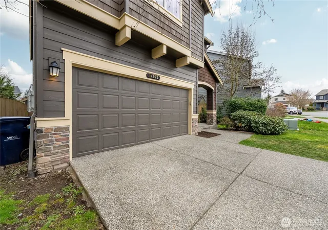 Photo 2 of Single family home for sale at 14025 5th Place W, Everett, WA 98208 | MLS# NWM2487212 | Listing updated on 2026-09-23