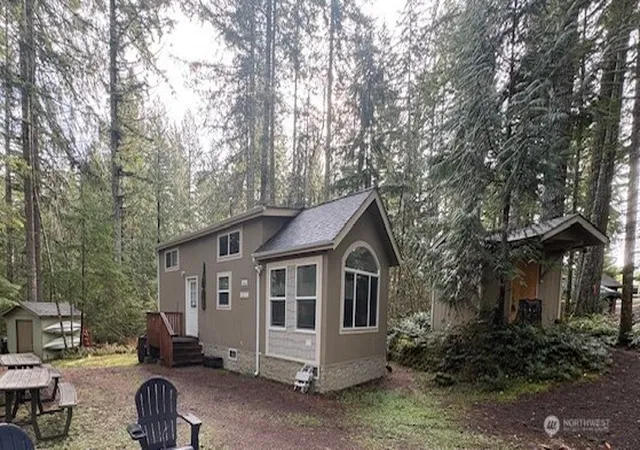 Photo 1 of Single family home for sale at 1021 N Potlatch, Hoodsport, WA 98548 | MLS# NWM2487272 | Listing updated on 2026-09-17