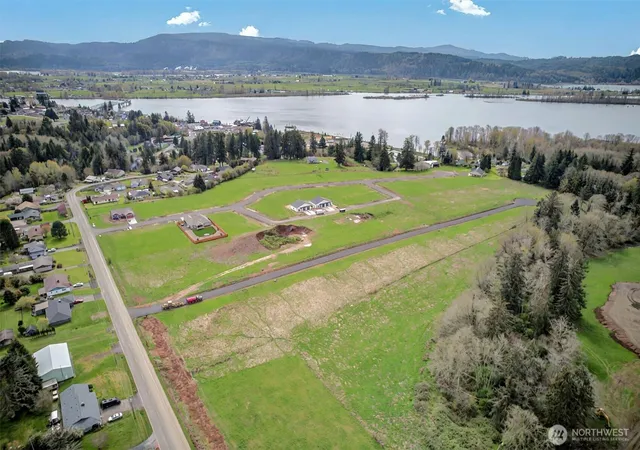 Photo 3 of Land for sale at 29 Ma'uka Nani Dr, Cathlamet, WA 98612 | MLS# NWM2487393 | Listing updated on 2026-09-17