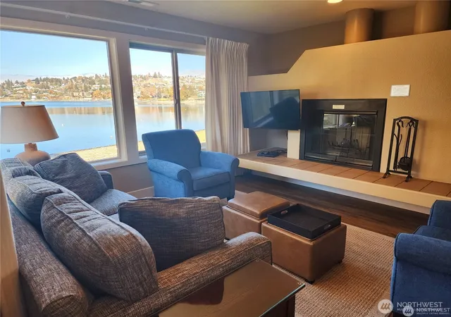 Photo 3 of Multi family home for sale at 1 Beach 560 J, Manson, WA 98831 | MLS# NWM2487484 | Listing updated on 2026-09-17