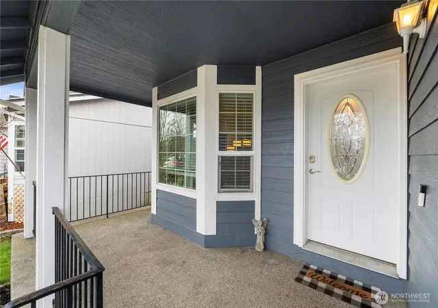 Photo 3 of Single family home for sale at 16541 Rainier View Dr Se, Yelm, WA 98597 | MLS# NWM2487494 | Listing updated on 2026-09-17