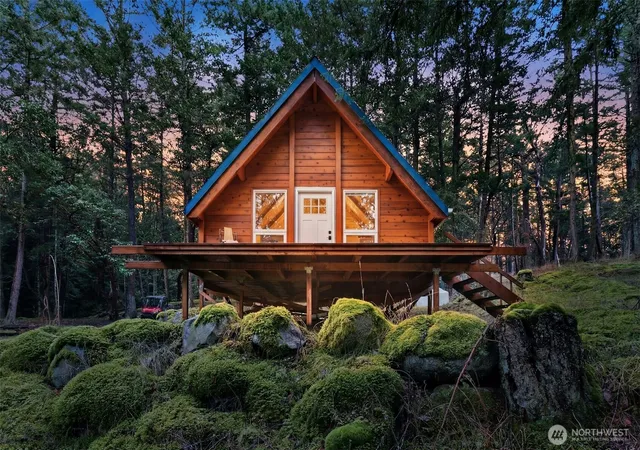 Photo 3 of Single family home for sale at 436 Marine Ln, Friday Harbor, WA 98250 | MLS# NWM2487574 | Listing updated on 2026-09-17