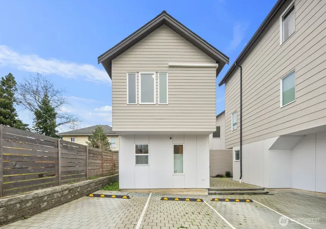 Photo 25 of Single family home for sale at 2211 17th Avenue S, Seattle, WA 98144 | MLS# NWM2487704 | Listing updated on 2026-10-13