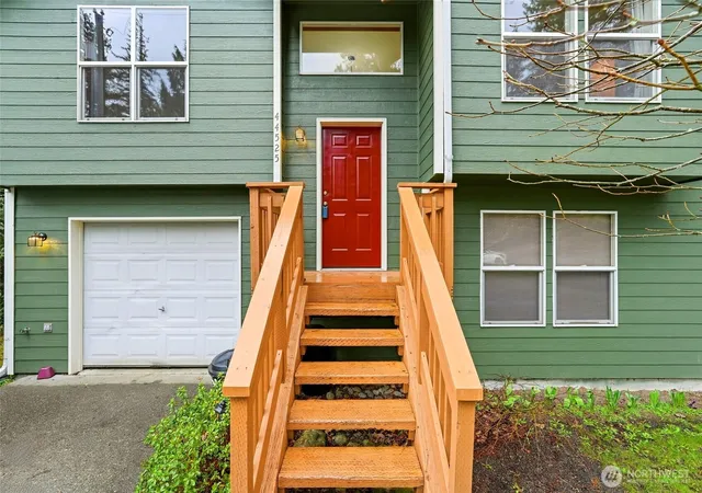 Photo 3 of Single family home for sale at 44525 Pine Rd, Gold Bar, WA 98251 | MLS# NWM2487863 | Listing updated on 2026-09-22