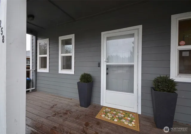 Photo 3 of Single family home for sale at 258 Wichman St S, Tenino, WA 98589 | MLS# NWM2487864 | Listing updated on 2026-09-17