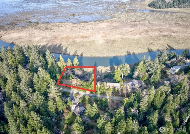 Photo 3 of Land for sale at 26 Lynn Point Ln, South Bend, WA 98586 | MLS# NWM2488101 | Listing updated on 2026-09-17