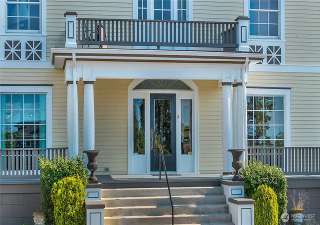 Photo 3 of Single family home for sale at 4410 N 45th Street, Tacoma, WA 98407 | MLS# NWM2488332 | Listing updated on 2026-09-24