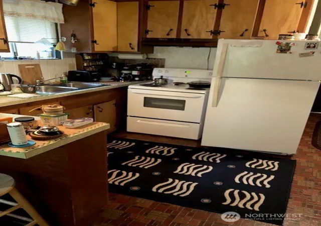 Photo 2 of Single family home for sale at 431 N Mt Seattle Way, Hoodsport, WA 98548 | MLS# NWM2488427 | Listing updated on 2026-09-17