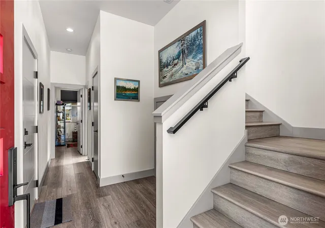 Photo 4 of Single family home for sale at 101 Poplar St, Leavenworth, WA 98826 | MLS# NWM2488590 | Listing updated on 2026-09-28