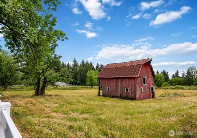 Photo 4 of Sale Pending at 21917 NE 28th Street, Camas, WA 98607 | MLS# NWM2488677 | Listing updated on 2026-09-25