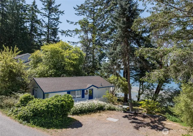 Photo 1 of Single family home for sale at 5244 Deer Harbor Rd, Deer Harbor, WA 98243 | MLS# NWM2489159 | Listing updated on 2026-09-17