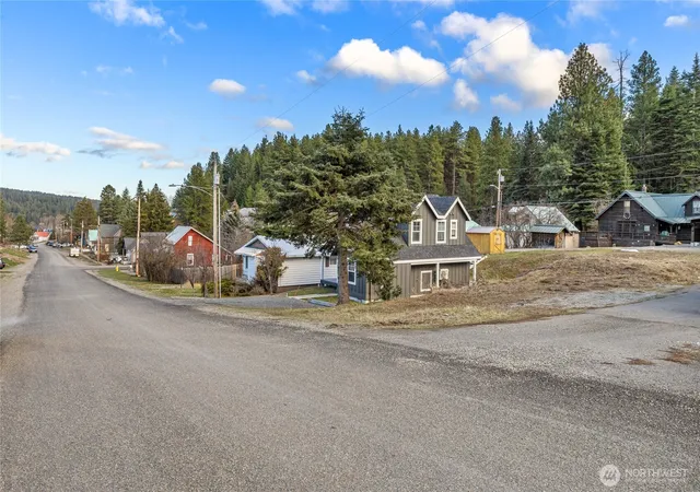 Photo 4 of Land for sale at 132 5th Street, Roslyn, WA 98941 | MLS# NWM2489294 | Listing updated on 2026-09-17