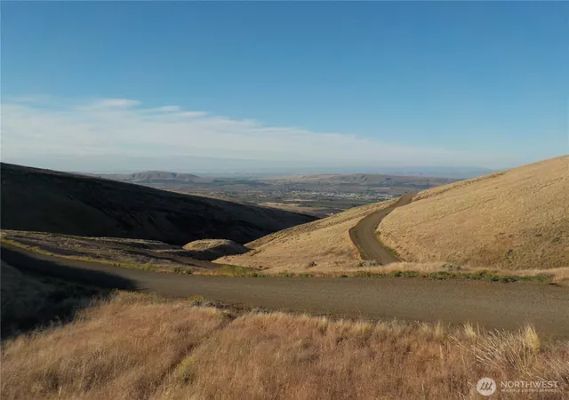 Photo 2 of Land for sale at 0 Bohosky Dr, Yakima, WA 98901 | MLS# NWM2489463 | Listing updated on 2026-09-17