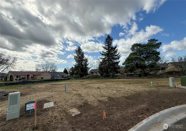 Photo 2 of Land for sale at 1180 Fortune Dr, Walla Walla, WA 99362 | MLS# NWM2489630 | Listing updated on 2026-09-17
