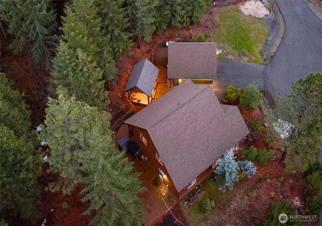 Photo 2 of Single family home for sale at 261 Tiger Lily Ln, Ronald, WA 98940 | MLS# NWM2489760 | Listing updated on 2026-09-17