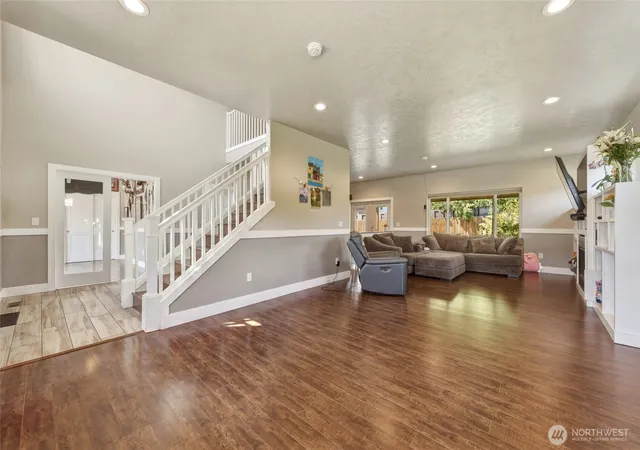 Photo 4 of Single family home for sale at 1276 Whittington Ln, Walla Walla, WA 99362 | MLS# NWM2489824 | Listing updated on 2026-09-25