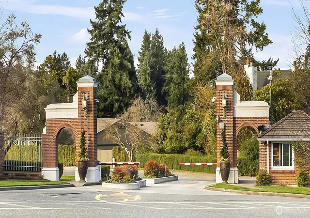 Photo 4 of Land for sale at 1118000701 Broadmoor Dr E, Seattle, WA 98112 | MLS# NWM2489967 | Listing updated on 2026-09-17