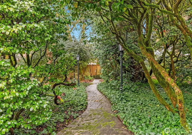 Photo 3 of Land for sale at 1118000703 Broadmoor Dr E, Seattle, WA 98112 | MLS# NWM2489969 | Listing updated on 2026-09-17