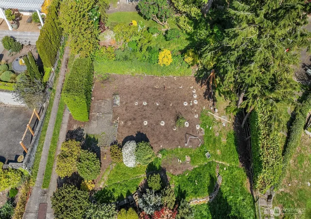 Photo 2 of Land for sale at 3253 Perkins Ln W, Seattle, WA 98199 | MLS# NWM2490186 | Listing updated on 2026-09-17