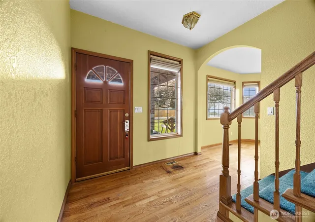 Photo 3 of Single family home for sale at 4802 51st Street Ct E, Tacoma, WA 98443 | MLS# NWM2490363 | Listing updated on 2026-09-17