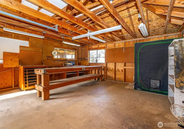 Photo 4 of Single family home for sale at 1428 SW Grandview Ave, Chehalis, WA 98532 | MLS# NWM2490588 | Listing updated on 2026-09-17