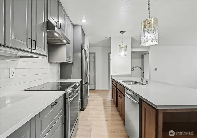 Photo 4 of Condo for sale at 3028 Western Ave #214, Seattle, WA 98121 | MLS# NWM2490756 | Listing updated on 2026-09-17