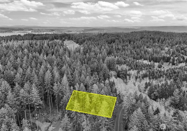 Photo 1 of Land for sale at 12613 Camus Rd, Anderson Island, WA 98303 | MLS# NWM2490874 | Listing updated on 2026-09-17