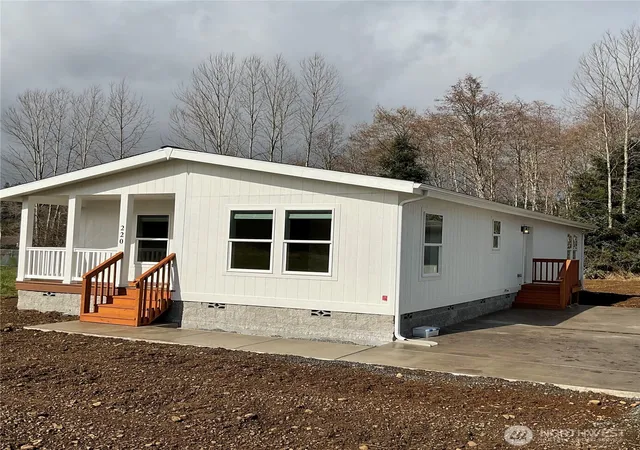 Photo 4 of Manufactured home for sale at 220 Chris Rd, Pe Ell, WA 98572 | MLS# NWM2490985 | Listing updated on 2026-09-16