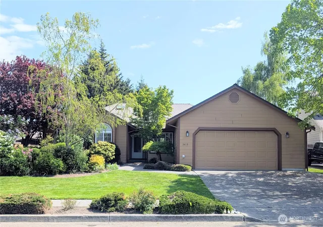 Photo 1 of Single family home for sale at 3419 G Ave, Anacortes, WA 98221 | MLS# NWM2491292 | Listing updated on 2026-09-17