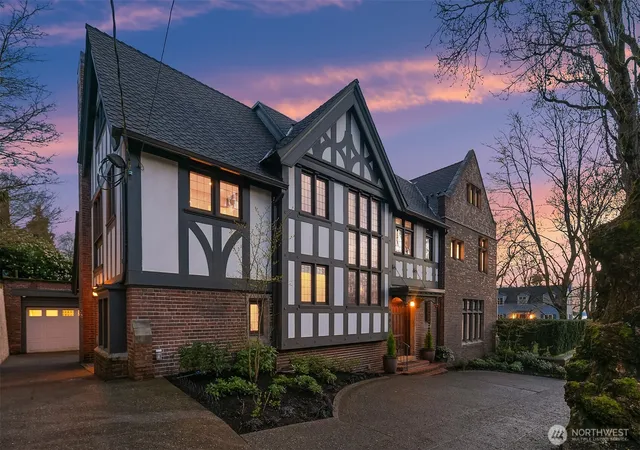 Photo 3 of Mansion for sale at 803 E Prospect St, Seattle, WA 98102 | MLS# NWM2491348 | Listing updated on 2026-09-17