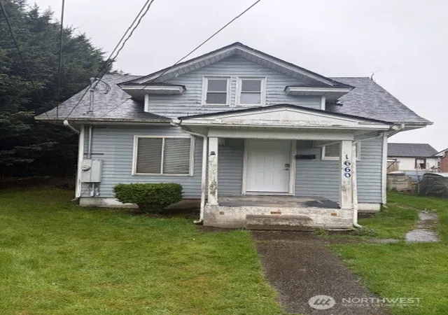 Photo 2 of Single family home for sale at 1660 S 42nd Street, Tacoma, WA 98418 | MLS# NWM2491372 | Listing updated on 2026-09-17