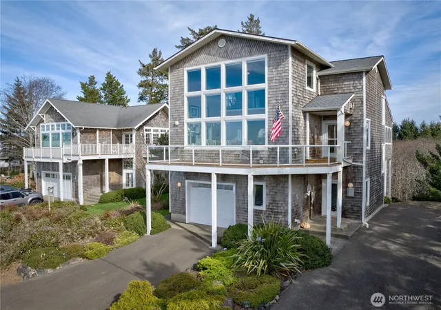 Photo 4 of Single family home for sale at 34404 J Pl, Ocean Park, WA 98640 | MLS# NWM2491894 | Listing updated on 2026-09-17