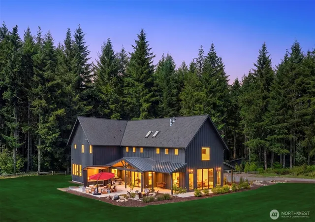Photo 2 of Single family home for sale at 33310 Ne 95th Place, Carnation, WA 98014 | MLS# NWM2492025 | Listing updated on 2026-09-17