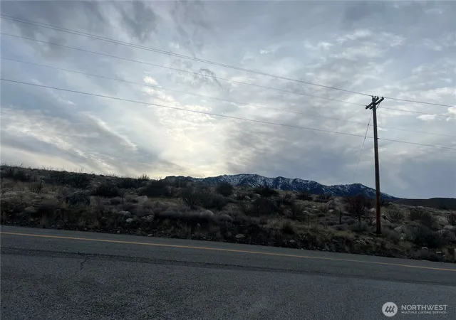 Photo 4 of Land for sale at 0 Lot 2 Boulder Gulch Loop, Pateros, WA 98846 | MLS# NWM2492059 | Listing updated on 2026-09-17