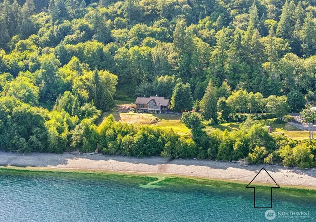 Photo 3 of Sale Pending at 10509 SE Vashon Vista Dr, Port Orchard, WA 98367 | MLS# NWM2492099 | Listing updated on 2026-09-23