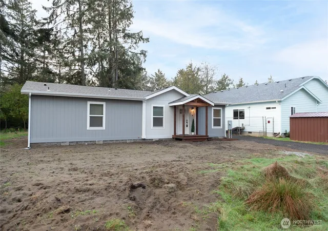 Photo 3 of Manufactured home for sale at 2 E Xx Panorama Dr, Shelton, WA 98584 | MLS# NWM2492140 | Listing updated on 2026-09-17