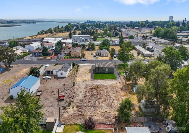 Photo 4 of Land for sale at 721 S Winona St, Moses Lake, WA 98837 | MLS# NWM2492163 | Listing updated on 2026-09-29