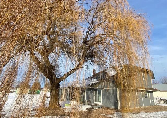 Photo 1 of Single family home for sale at 200 Watson St Nw, Creston, WA 99117 | MLS# NWM2492215 | Listing updated on 2026-09-17