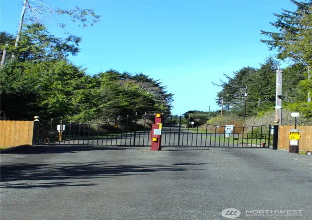 Photo 2 of Land for sale at 43 Dolphin Ln, Copalis Beach, WA 98535 | MLS# NWM2492640 | Listing updated on 2026-09-17