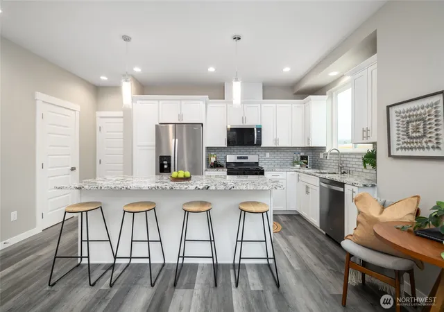 Photo 3 of Townhouse for sale at 1515 N Waugh Rd #B, Mount Vernon, WA 98273 | MLS# NWM2492647 | Listing updated on 2026-09-17