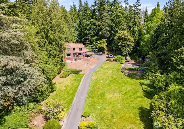 Photo 2 of Single family home for sale at 13117 Holmes Point Dr Ne, Kirkland, WA 98034 | MLS# NWM2492659 | Listing updated on 2026-09-29