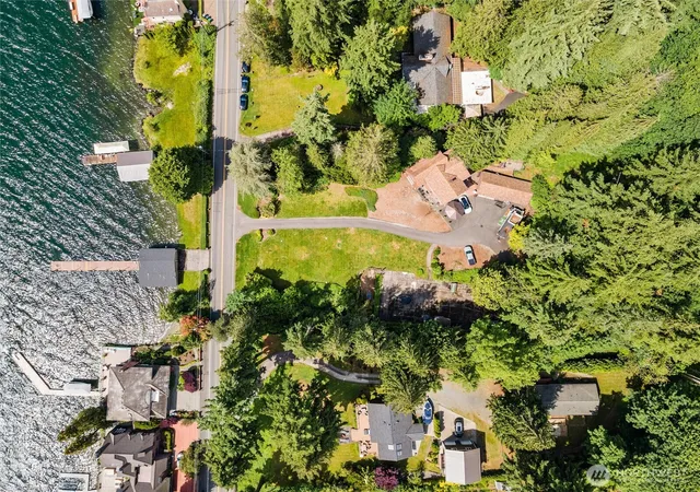 Photo 3 of Land for sale at 13104 Holmes Point Dr NE, Kirkland, WA 98034 | MLS# NWM2492663 | Listing updated on 2026-09-30