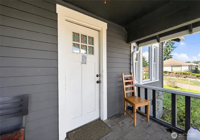 Photo 3 of Sale Pending at 705 E Dearborn Ave, Shelton, WA 98584 | MLS# NWM2492752 | Listing updated on 2026-09-18