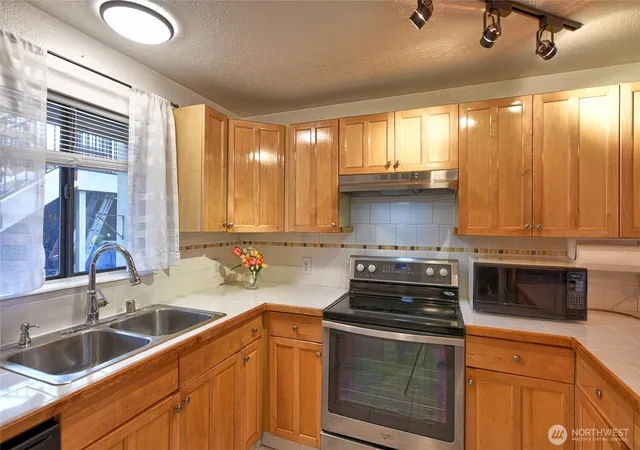 Photo 2 of Condo for sale at 20131 61st Place W #D-104, Lynnwood, WA 98036 | MLS# NWM2492908 | Listing updated on 2026-09-17
