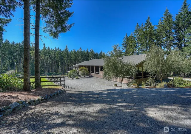 Photo 4 of House for sale at 32408 146th Avenue E, Graham, WA 98338 | MLS# NWM2493078 | Listing updated on 2026-09-29
