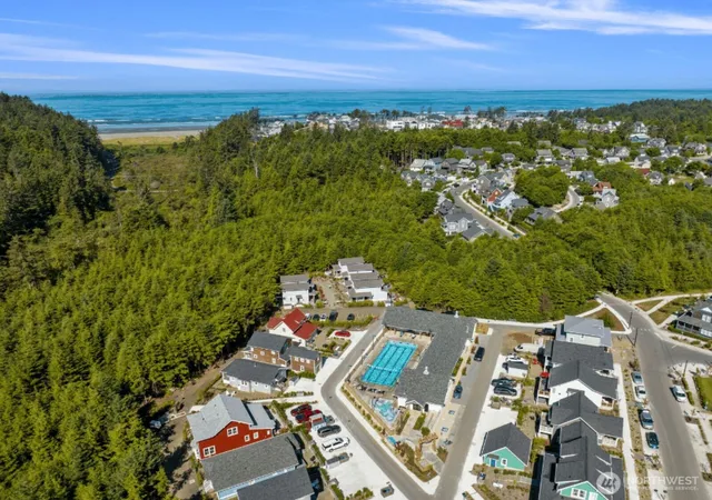 Photo 4 of Single family home for sale at 127 Pickler Bnd, Pacific Beach, WA 98571 | MLS# NWM2493094 | Listing updated on 2026-09-17